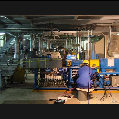 安徽工厂设备维修现场